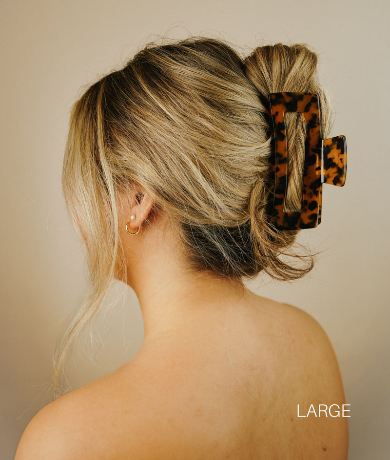 HOW TO: Chic Claw Clip Hairstyles For MEDIUM HAIR 